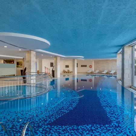 Hotel Kefaluka 5*