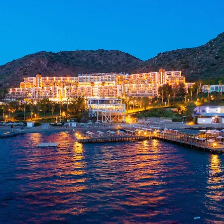 Kefaluka Herşey Dahil Otel 5*