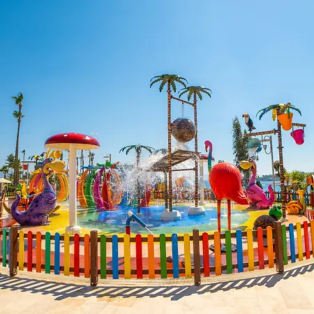 Kefaluka Herşey Dahil Otel 5*
