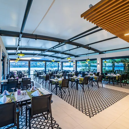 Kefaluka Hotel Akyarlar