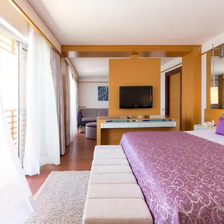 Kefaluka Herşey Dahil Otel